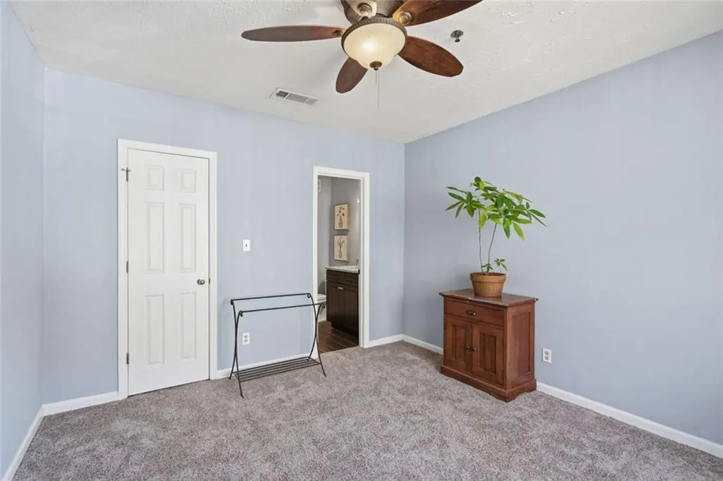 Marietta, Georgia 30067, United States, 3 Bedrooms Bedrooms, ,3 BathroomsBathrooms,Residential,Active,251845