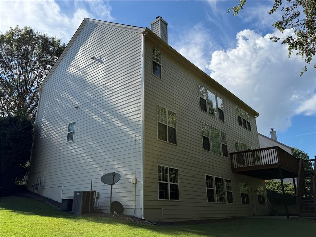 555 Midhurst Place