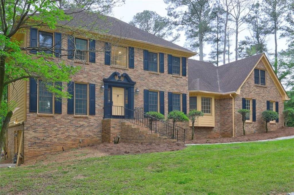 5621 Wildwood Trail