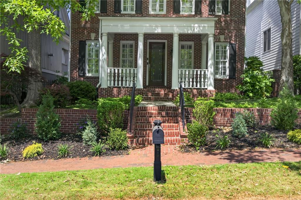 1354 E Rock Springs Road NE