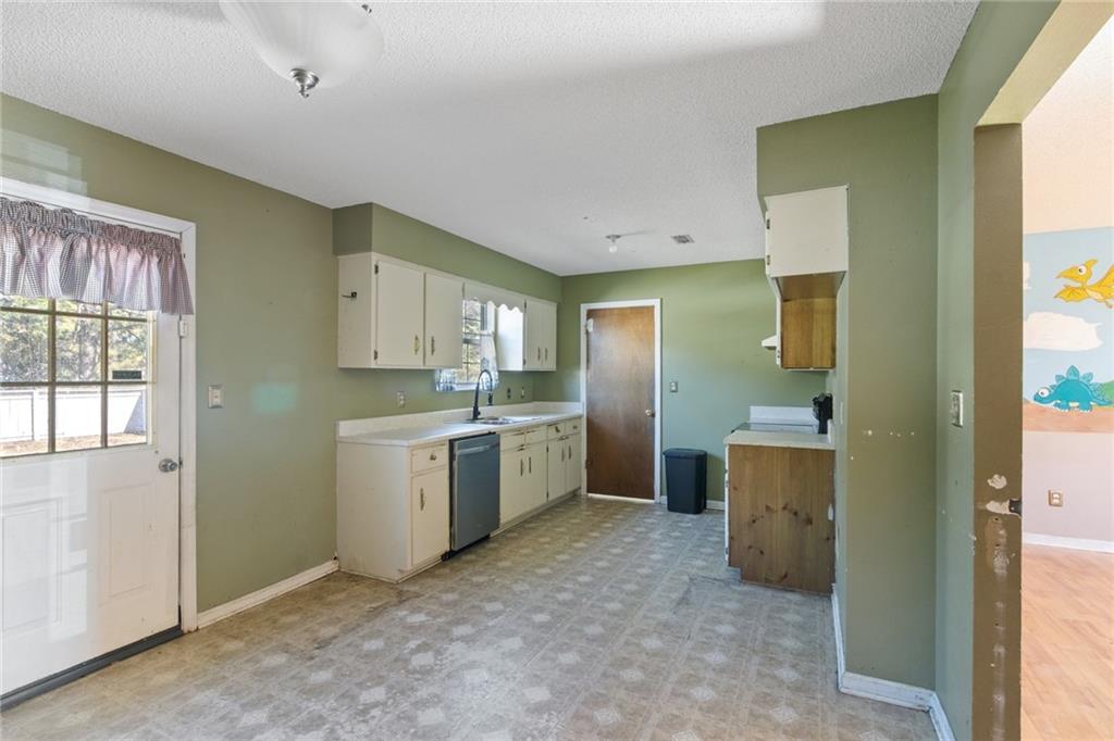 4605 Field Creek Road