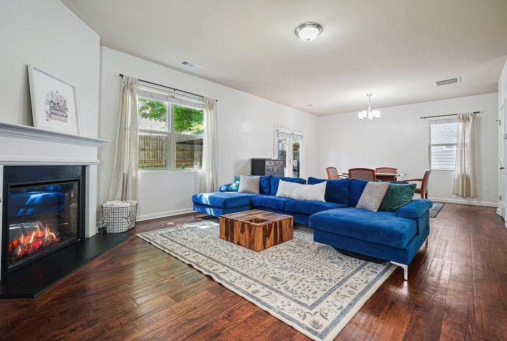 402 Wilshire Court