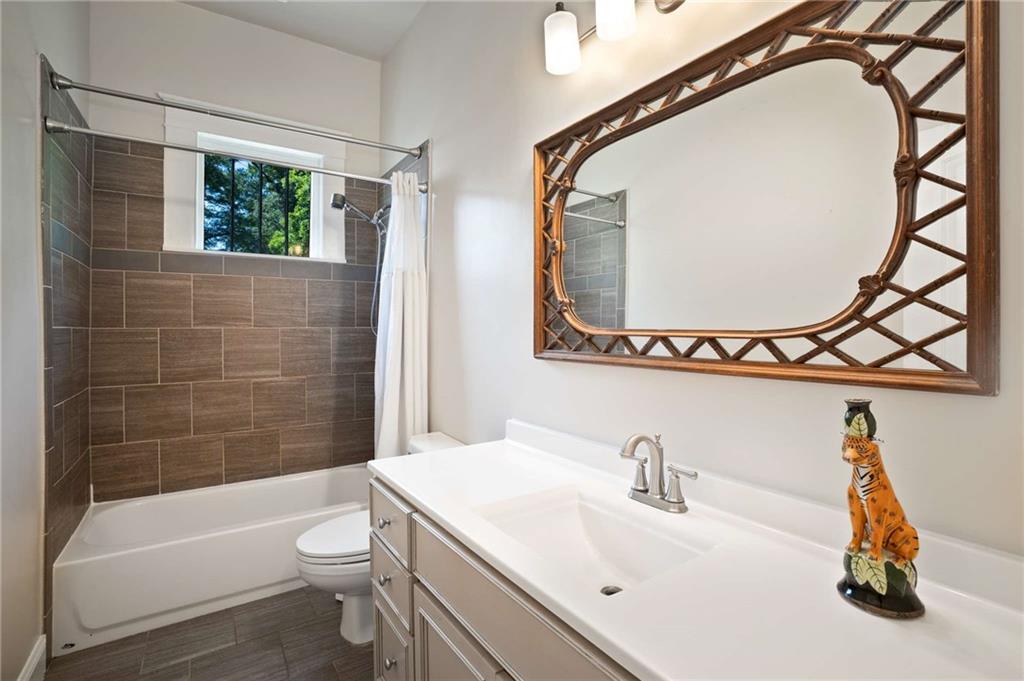 1545 Montreat Place, Atlanta, Georgia image 24