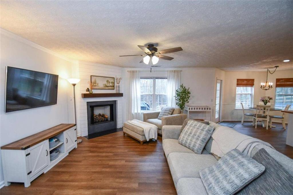 8515 River Hill Commons Drive, Ball Ground, Georgia image 7