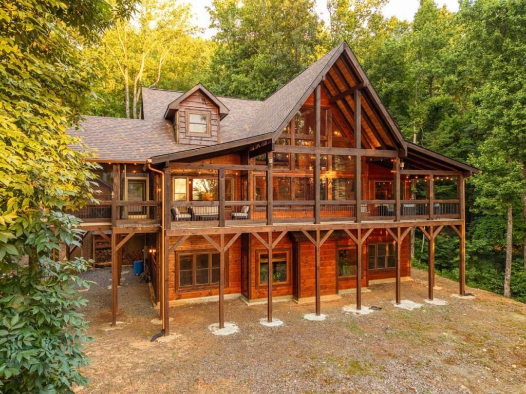 1252 Mountainside Parkway