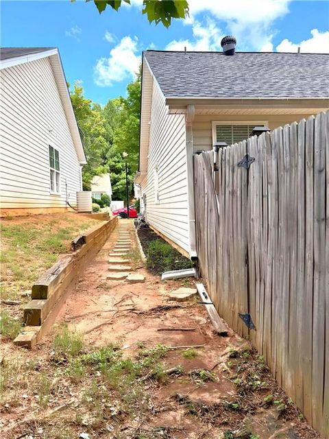 A home in Newnan