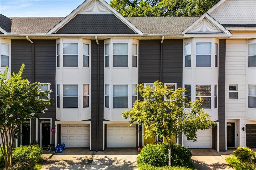 951 Glenwood Avenue SE 1708