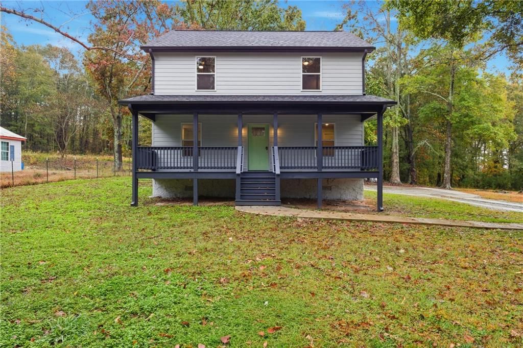Photo of 151 Richardson Street, Toccoa, GA 30577 (MLS # 7702926)