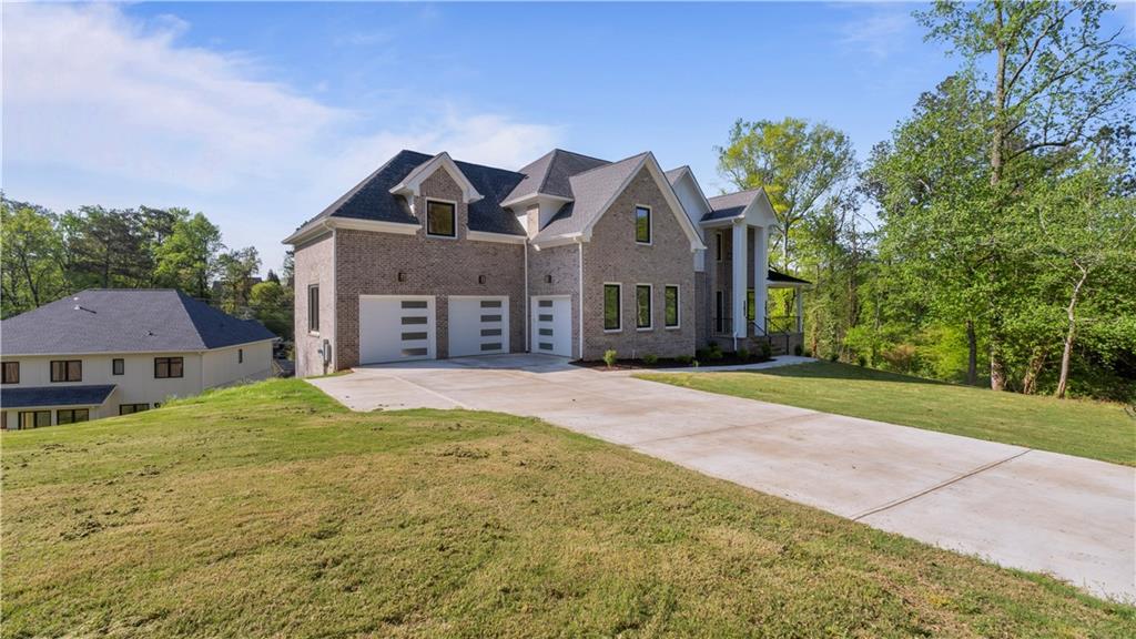 208 Indian Hills Trail, Marietta, Georgia image 2