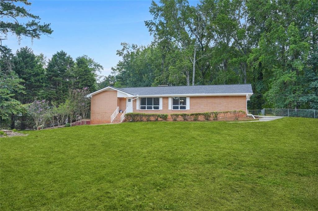 324 PLANTATION Circle