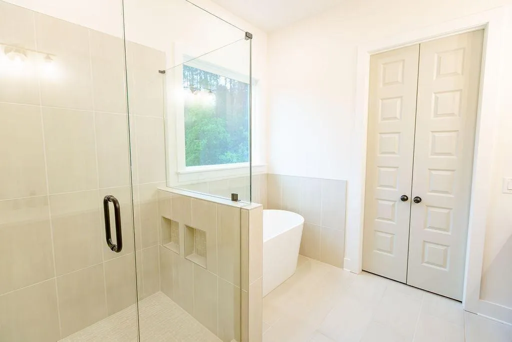 Cumming, Georgia 30028, United States, 4 Bedrooms Bedrooms, ,4 BathroomsBathrooms,Residential,Active,218044