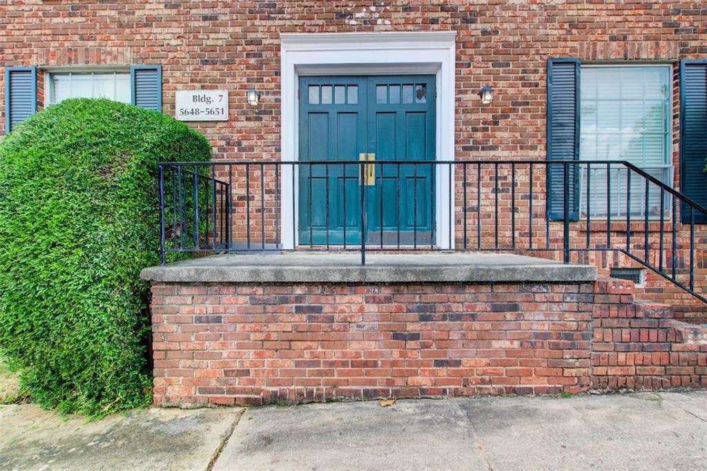 Welcome home to this beautiful condo in a prime location (ITP) in the community of Charleston Square! This amazing upper level 3 bedrooms / 2 bathrooms condo is in the heart of Sandy Springs - conveniently located near shops, restaurants with easy access to I-285 & 400, very close to the Buckhead area. Only four units per building w/private entrance, quiet area with a deck offering plenty of peace & privacy. Freshly painted living and dining areas are an open floor plan. Spacious kitchen with white cabinets, beautiful backsplash and laundry (washer/dryer included). Laminate hardwood floors throughout, no carpets! Updated light fixtures. Main bedroom includes a walk-in closet and bathroom. Secondary bedrooms are ample as well. Very affordable HOA fees include: the maintenance of the exterior/common areas, including the landscaping and patio fence. Water, trash/recycling termite and pest control are also included. This unit has been very well maintained throughout the years – you will enjoy living here!! Schedule your showing today – owner occupied, appt required.