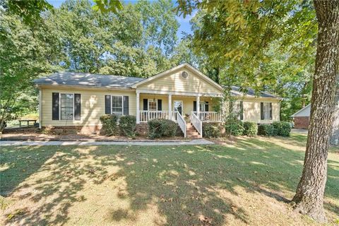 2433 Hidden Lane Snellville GA 30078