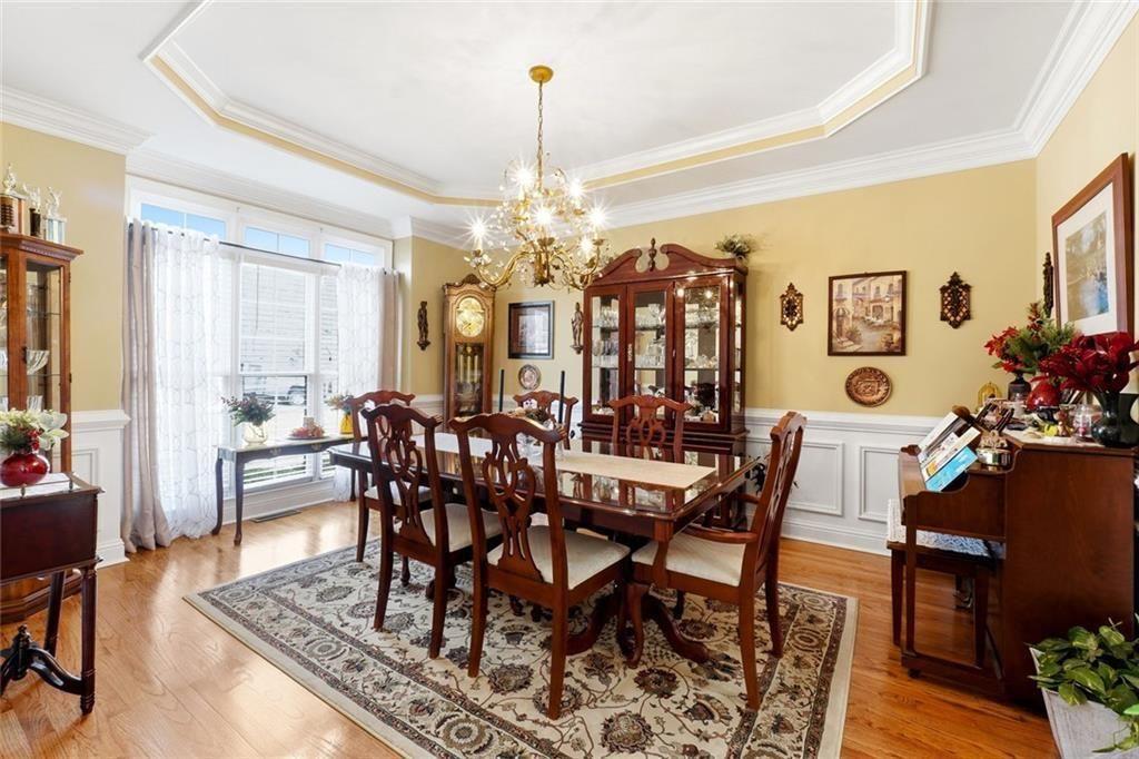 1915 Brackendale Road NE