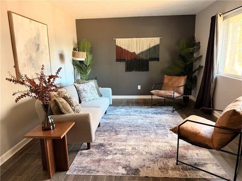 Homes For Sale - 1730 Salina Drive<br/> Jonesboro, GA 30236