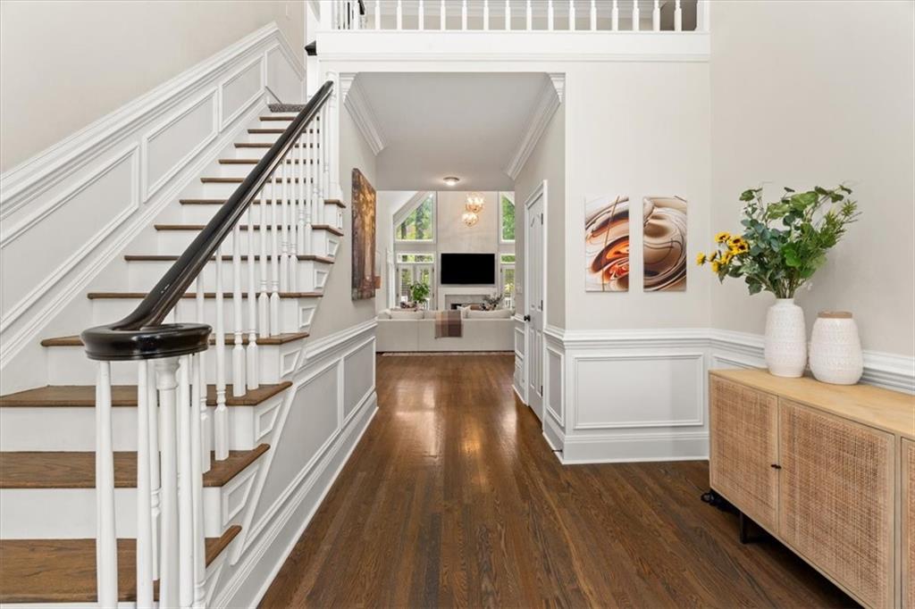 4512 Woodhaven NE
