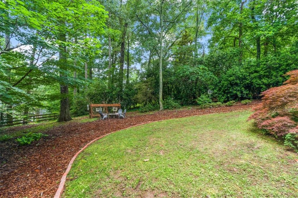 3560 Saxon Way