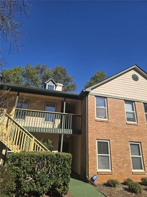 Condo For Sale - 517 Bedfort Drive<br/> Duluth, GA 30096