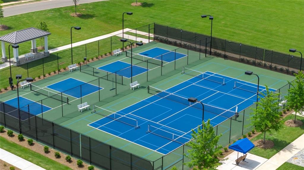 725 Brooke View Drive