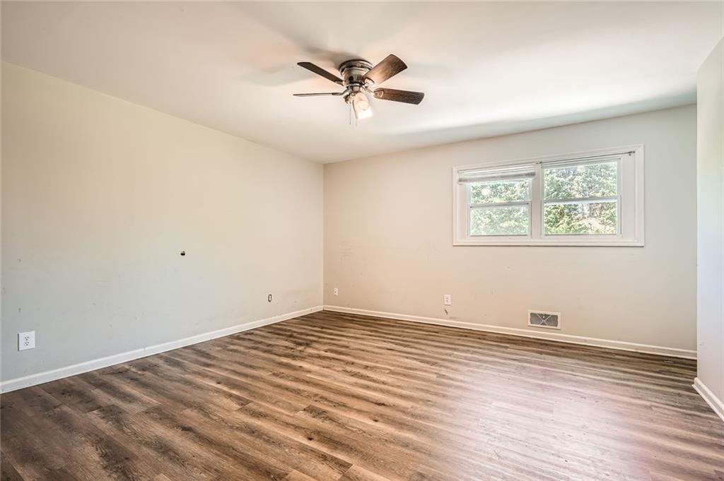 6125 Dunbritan Lane, Atlanta, Georgia image 14