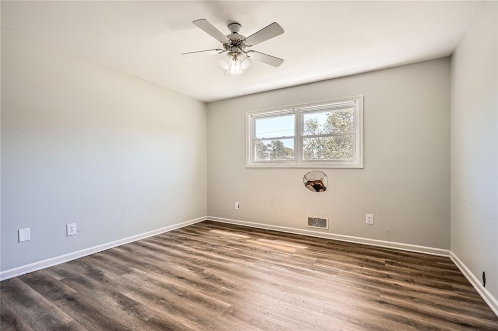6125 Dunbritan Lane, Atlanta, Georgia image 17