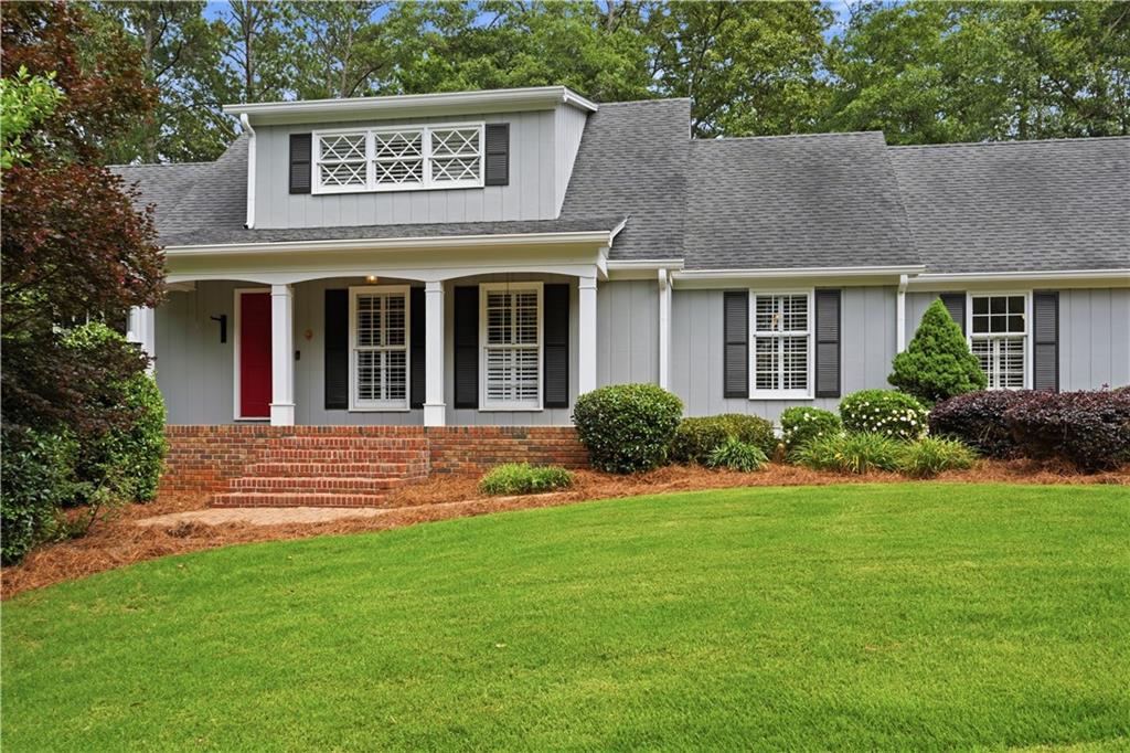 2 Walnut Drive