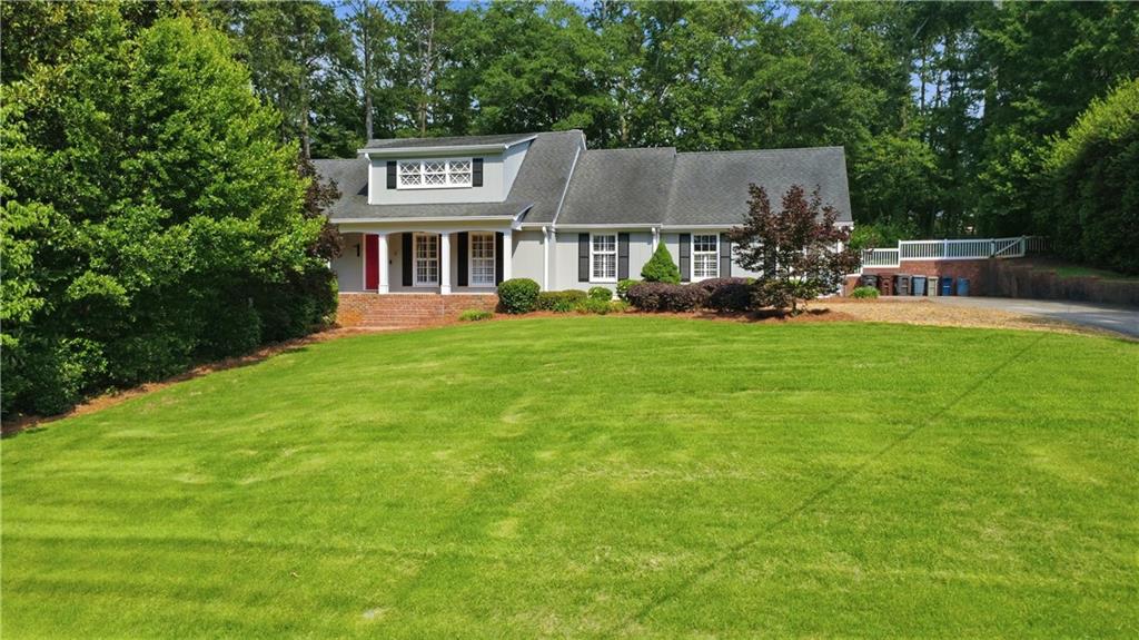 2 Walnut Drive