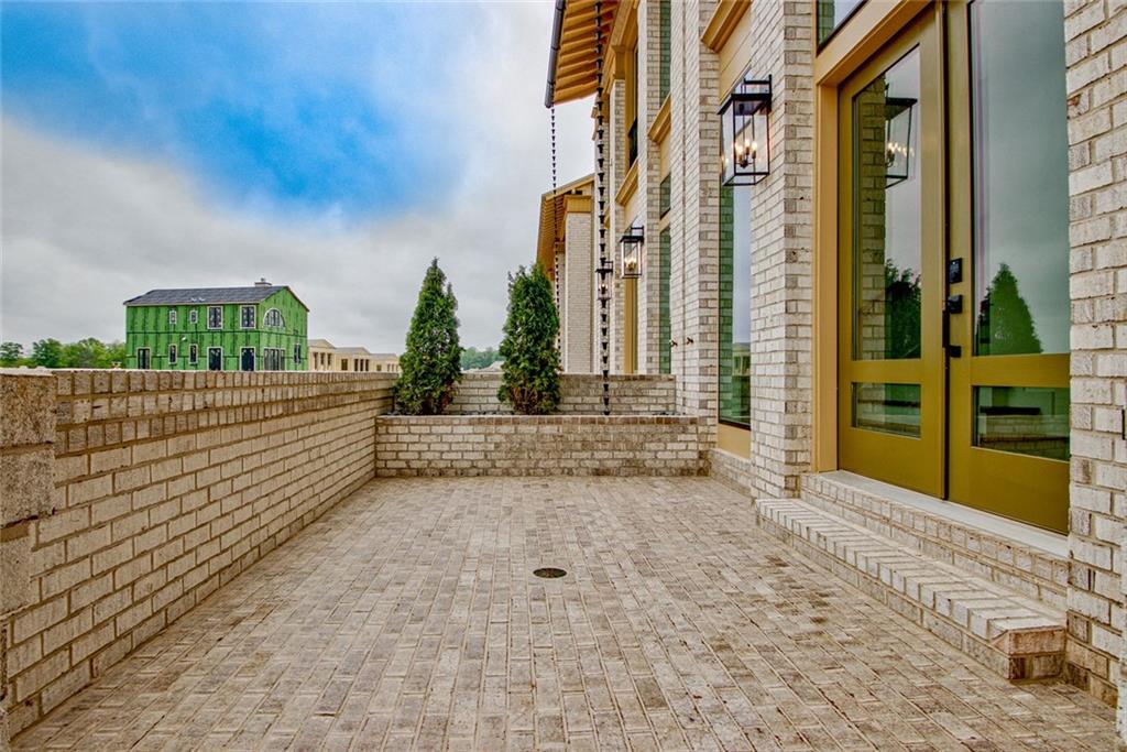 150 Rolison Way
