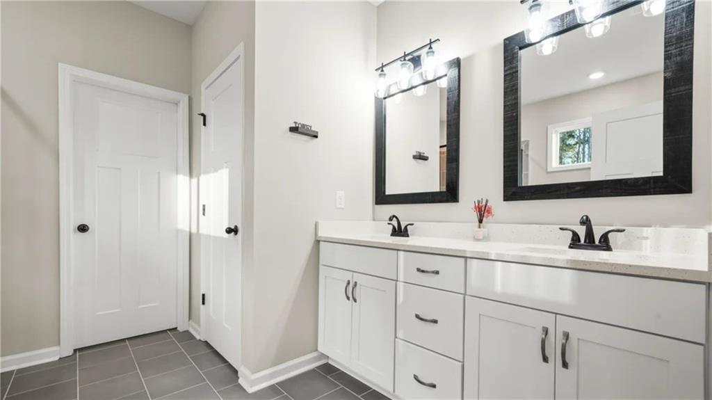 435 Paynes Lake Road