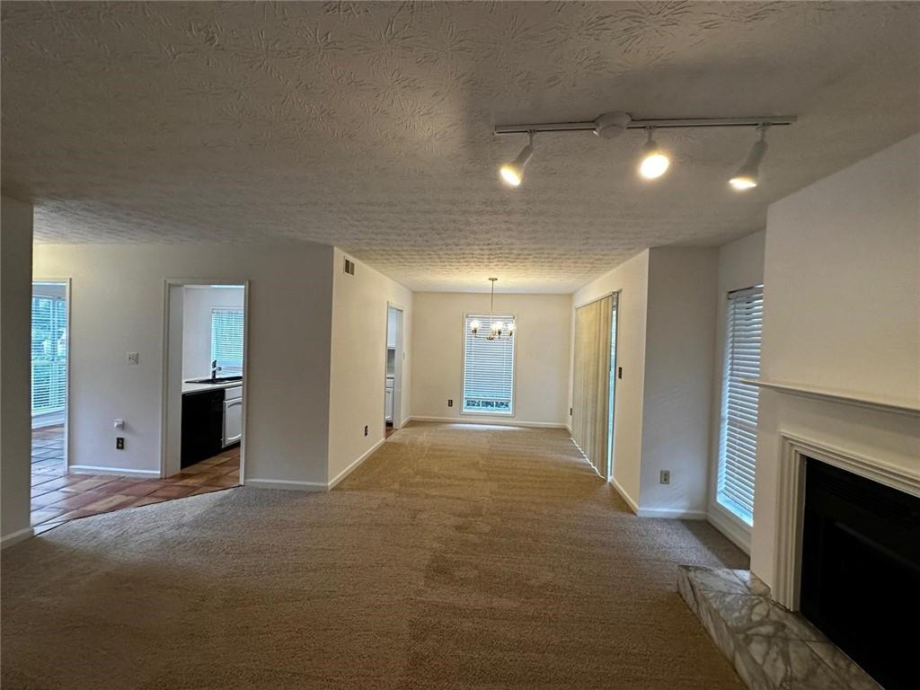 1101 Lenox Way NE 1101