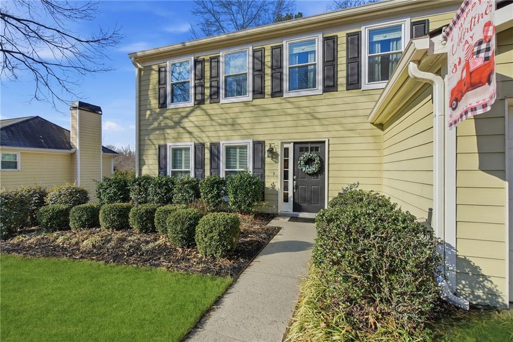 12140 Greenmont Walk