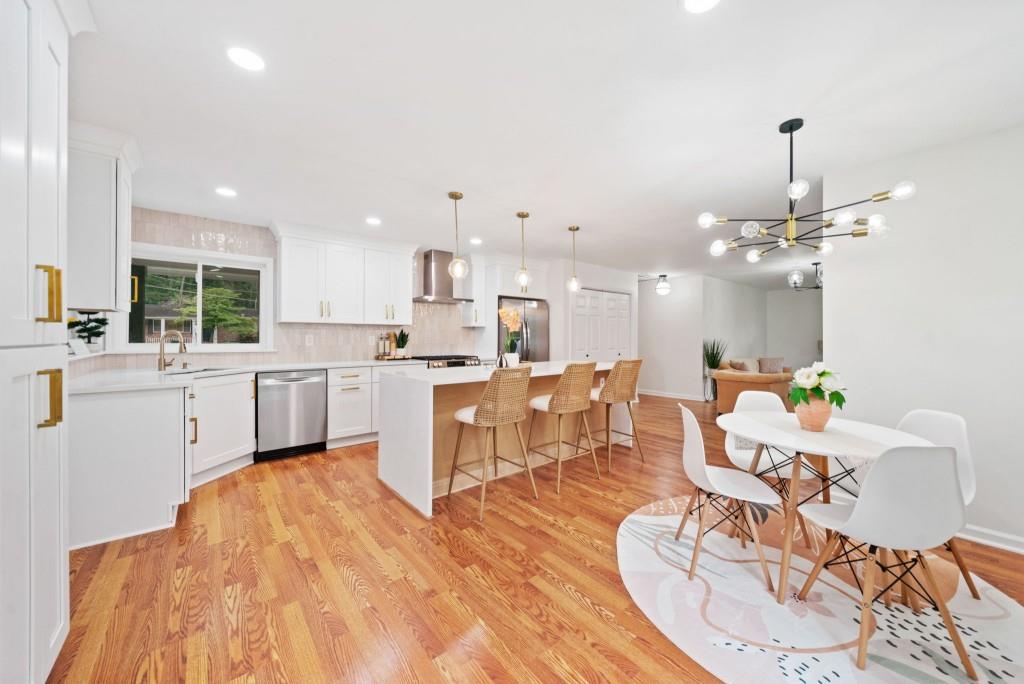 3222 Edgemont Way