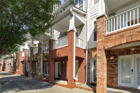 Townhouse For Sale - 217 16th Street #6<br/> Atlanta, GA 30363