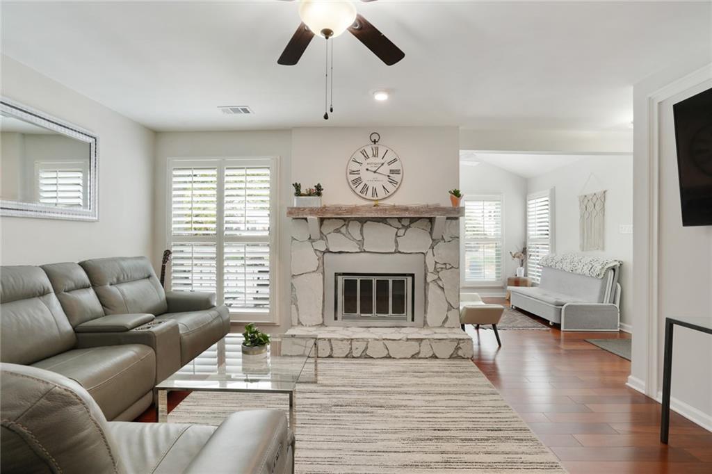 3210 Lake Pointe Circle