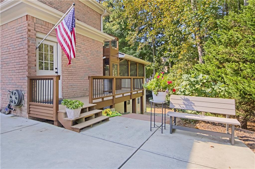 345 Kincardine Way