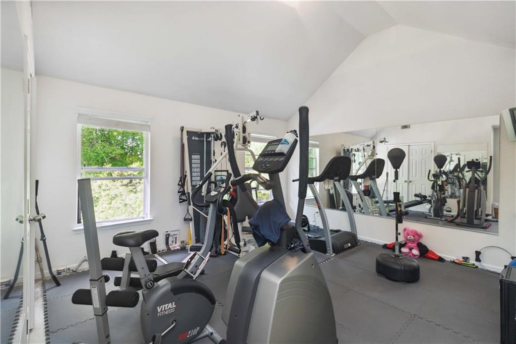 6252 Selborn Drive, Atlanta, Georgia image 21