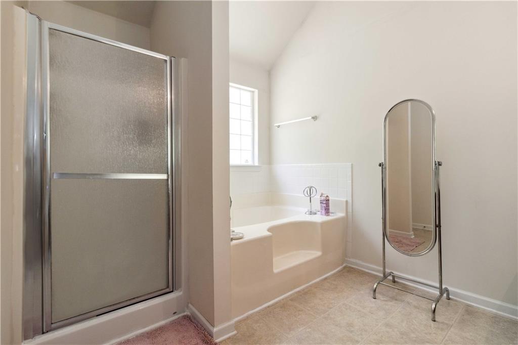 6252 Selborn Drive, Atlanta, Georgia image 24