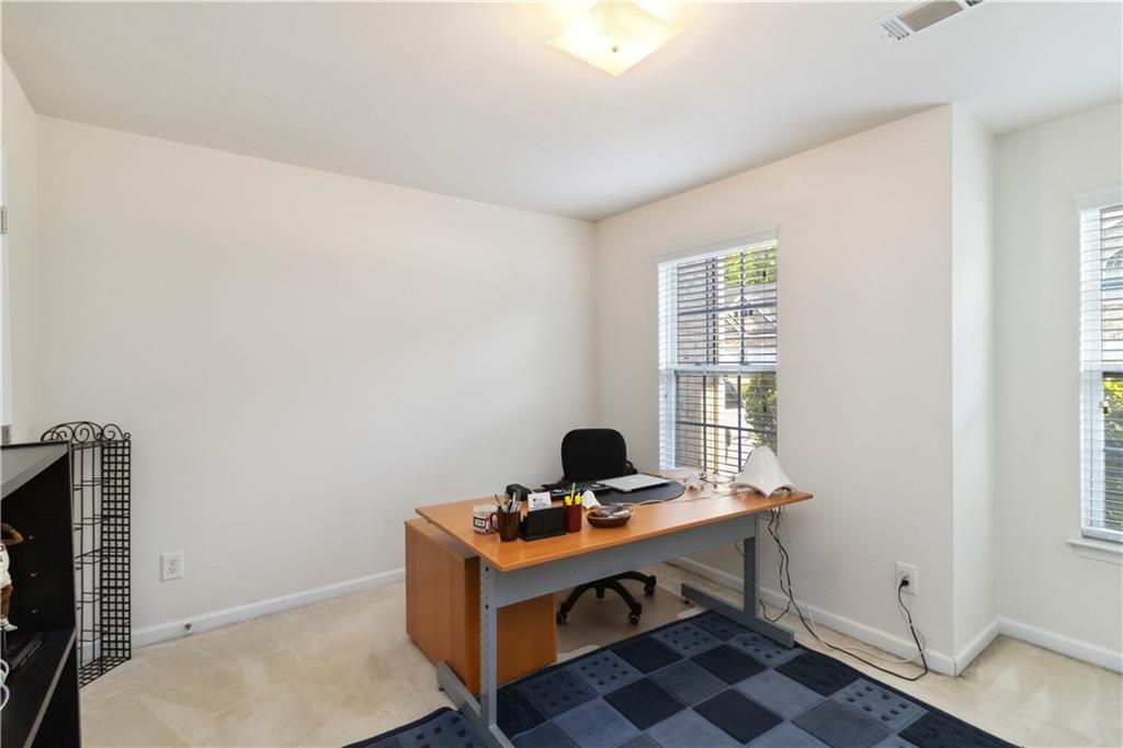 6252 Selborn Drive, Atlanta, Georgia image 12
