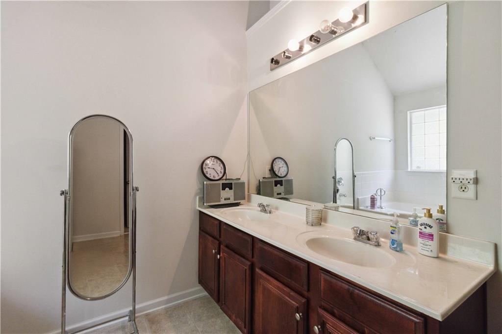 6252 Selborn Drive, Atlanta, Georgia image 25