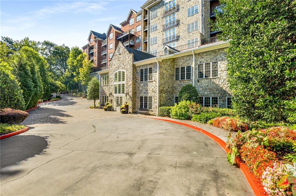 3280 STILLHOUSE Lane SE 410