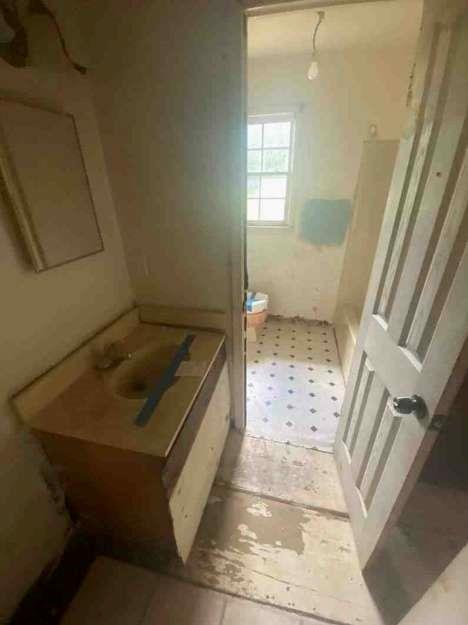 5598 Fosters Mill Road