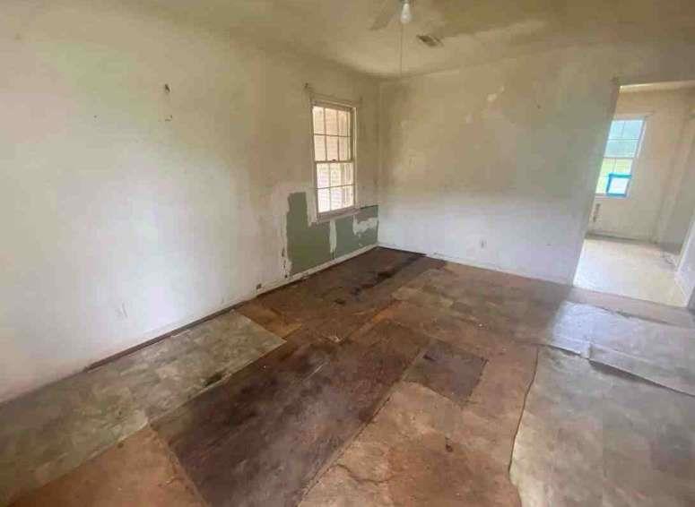 5598 Fosters Mill Road