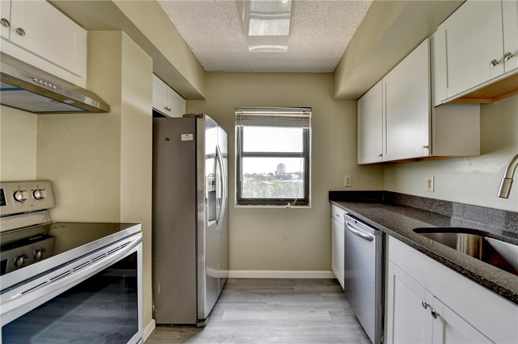 Park Towers - Residential