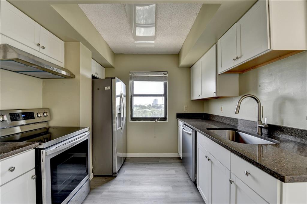 Park Towers - Residential