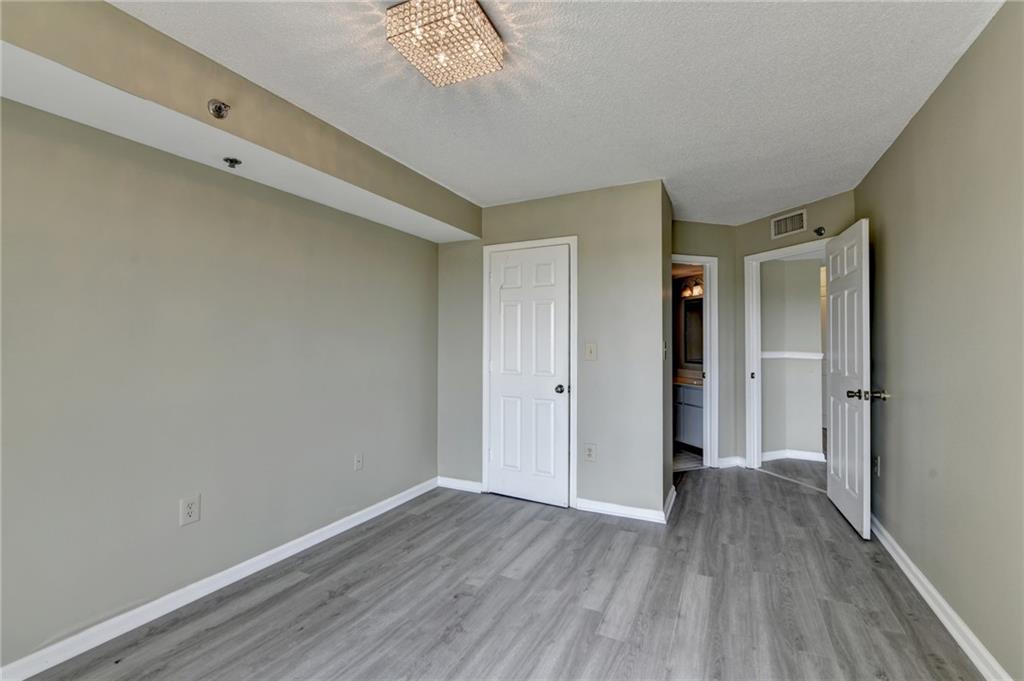 Park Towers - Residential