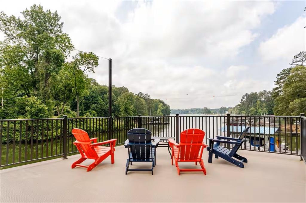 1056 Overlook Drive
