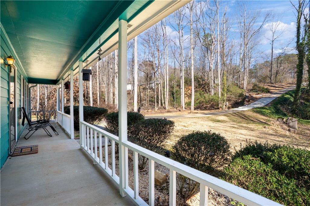 4118 Burgundy Way, Flowery Branch, Georgia image 3