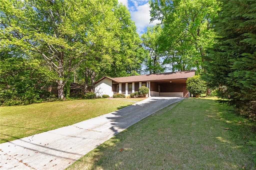 3944 Woburn Drive, Tucker, Georgia image 2