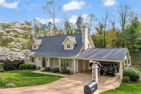 909 Parkhill Place Gainesville GA 30501