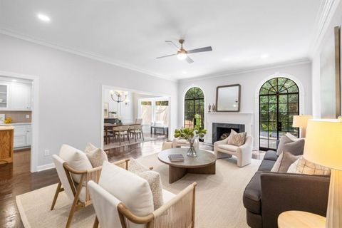 11 Mooregate Square NW Atlanta GA 30327